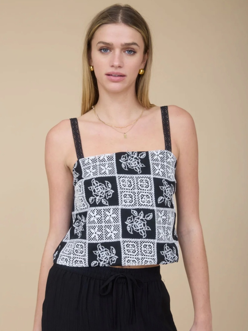 NEW The Workshop Floral Embroidered Checkered Lace Spaghetti Strap Top – Medium